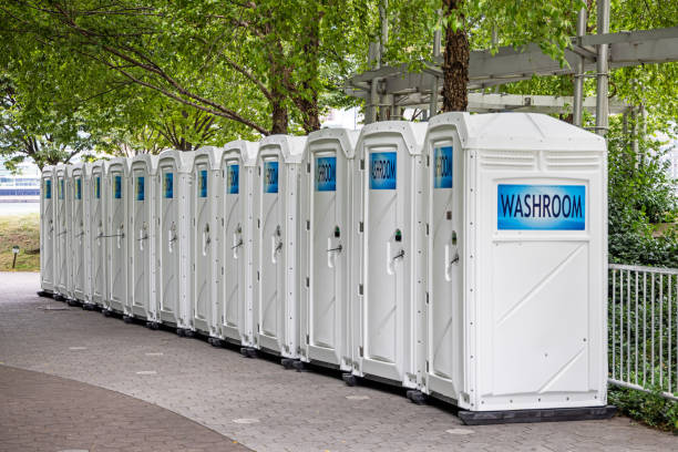 Best Porta potty rental for festivals  in Lden, MA